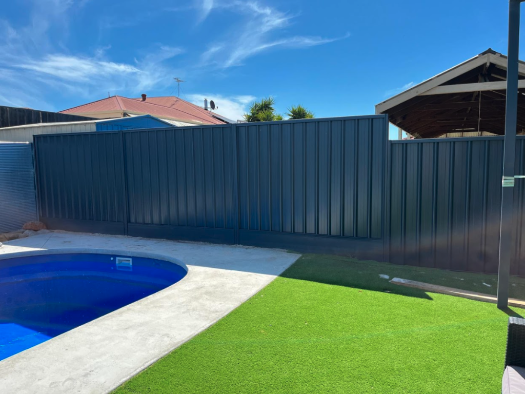 Featured image for “5 Reasons Why Colorbond Fencing Is Perfect For Perth’s Coastal Properties”